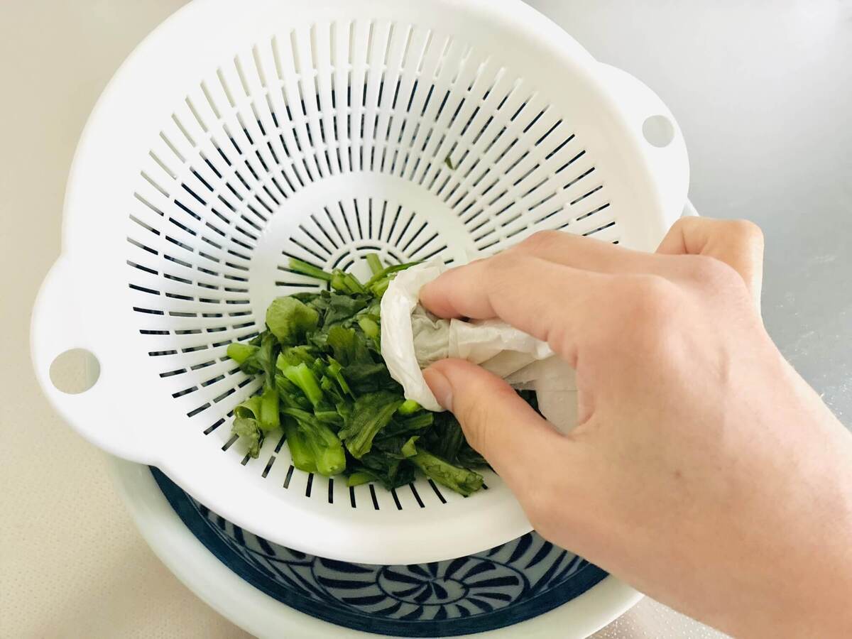 「春菊のナムル」