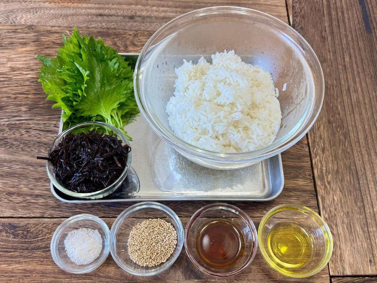 長谷川あかりさん「長いもとまいたけのつくね汁」のレシピ