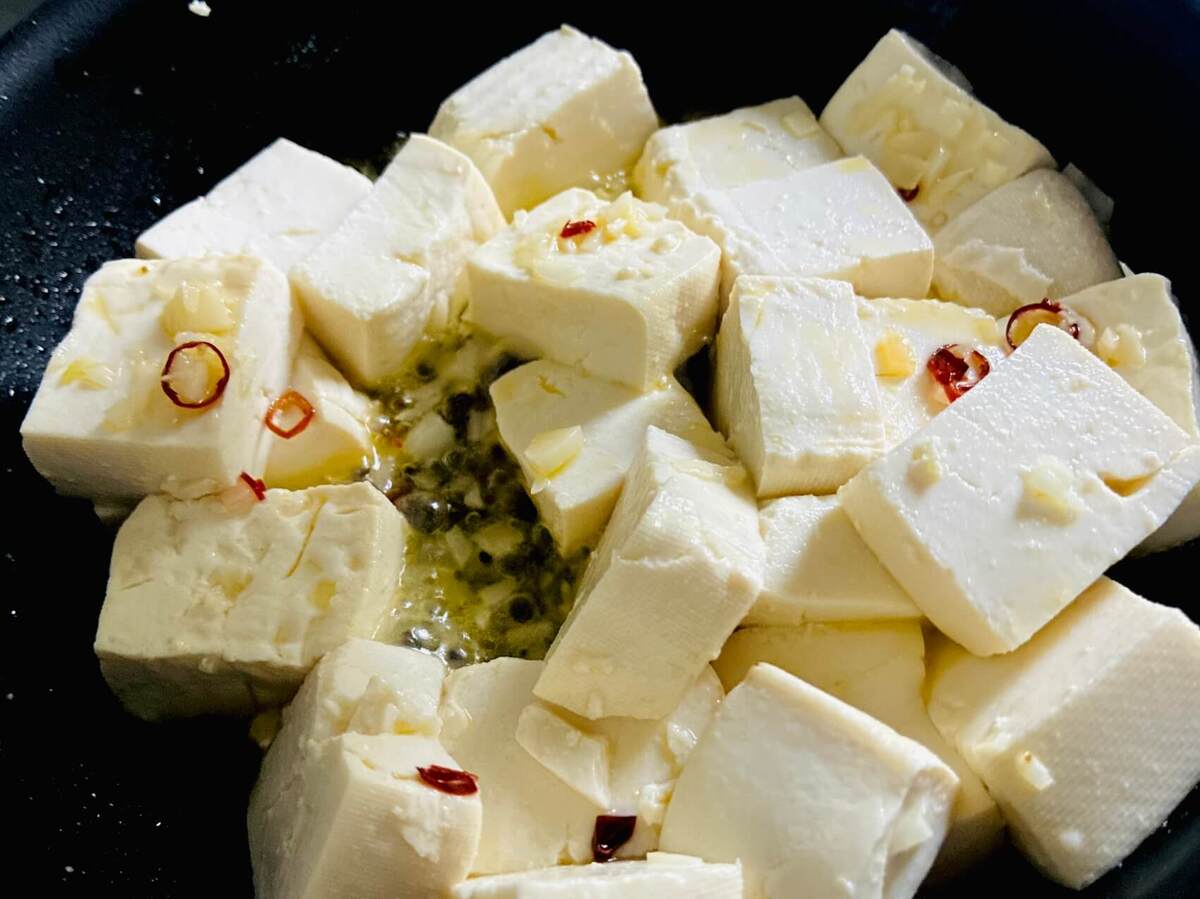木綿豆腐のペペロンチーノ