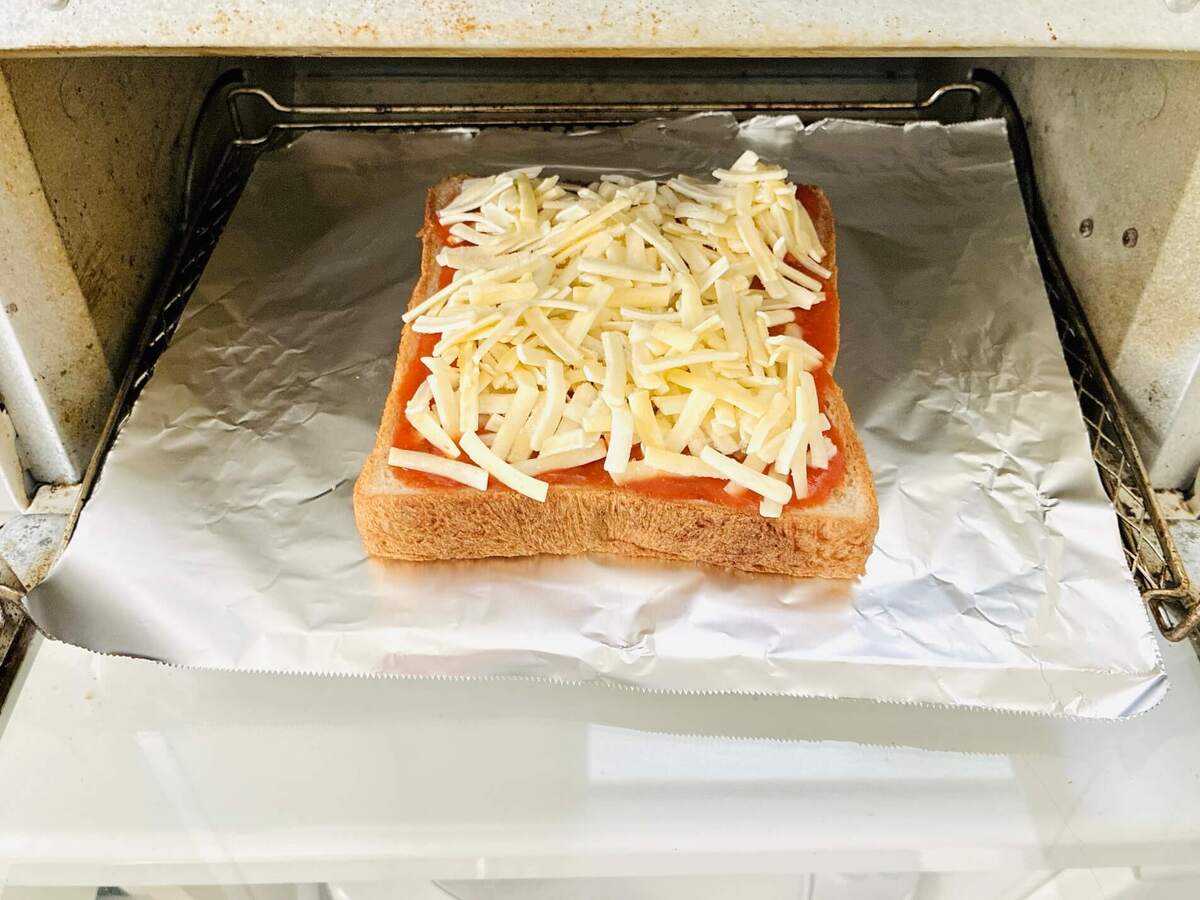 特製ピザトースト