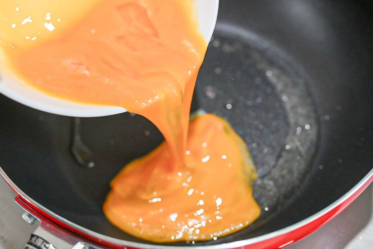 ニチレイ公式「フライパンを使った卵焼き」