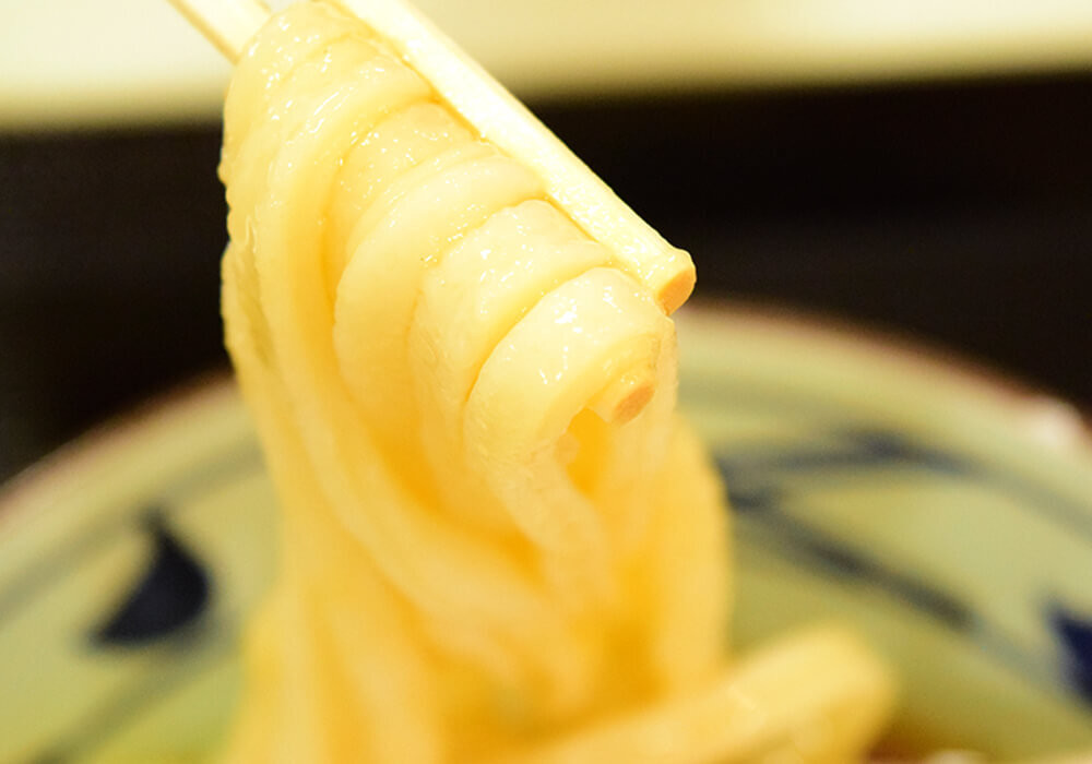 丸亀製麺「柑橘香る ねばとろ鶏ぶっかけうどん」