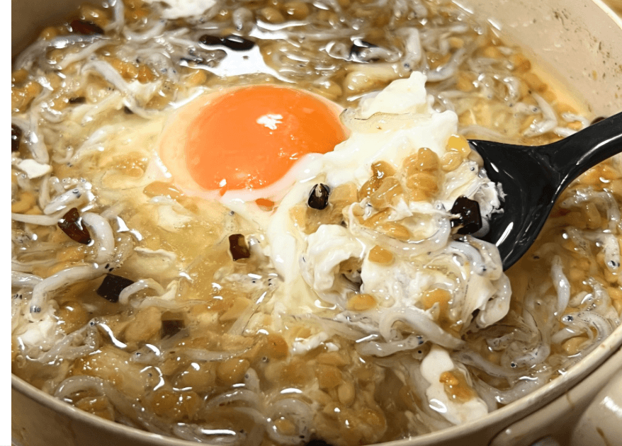 しらすと納豆のアヒージョ