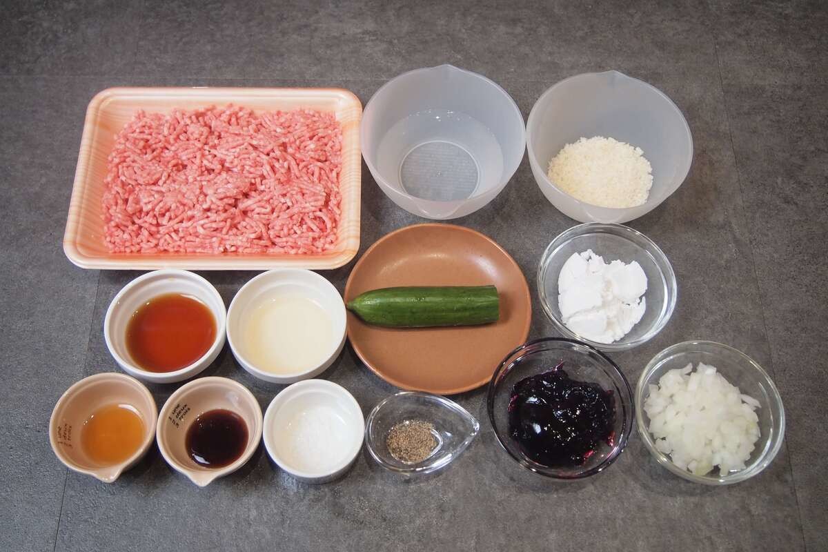ブルーベリージャムの甘酢肉だんご