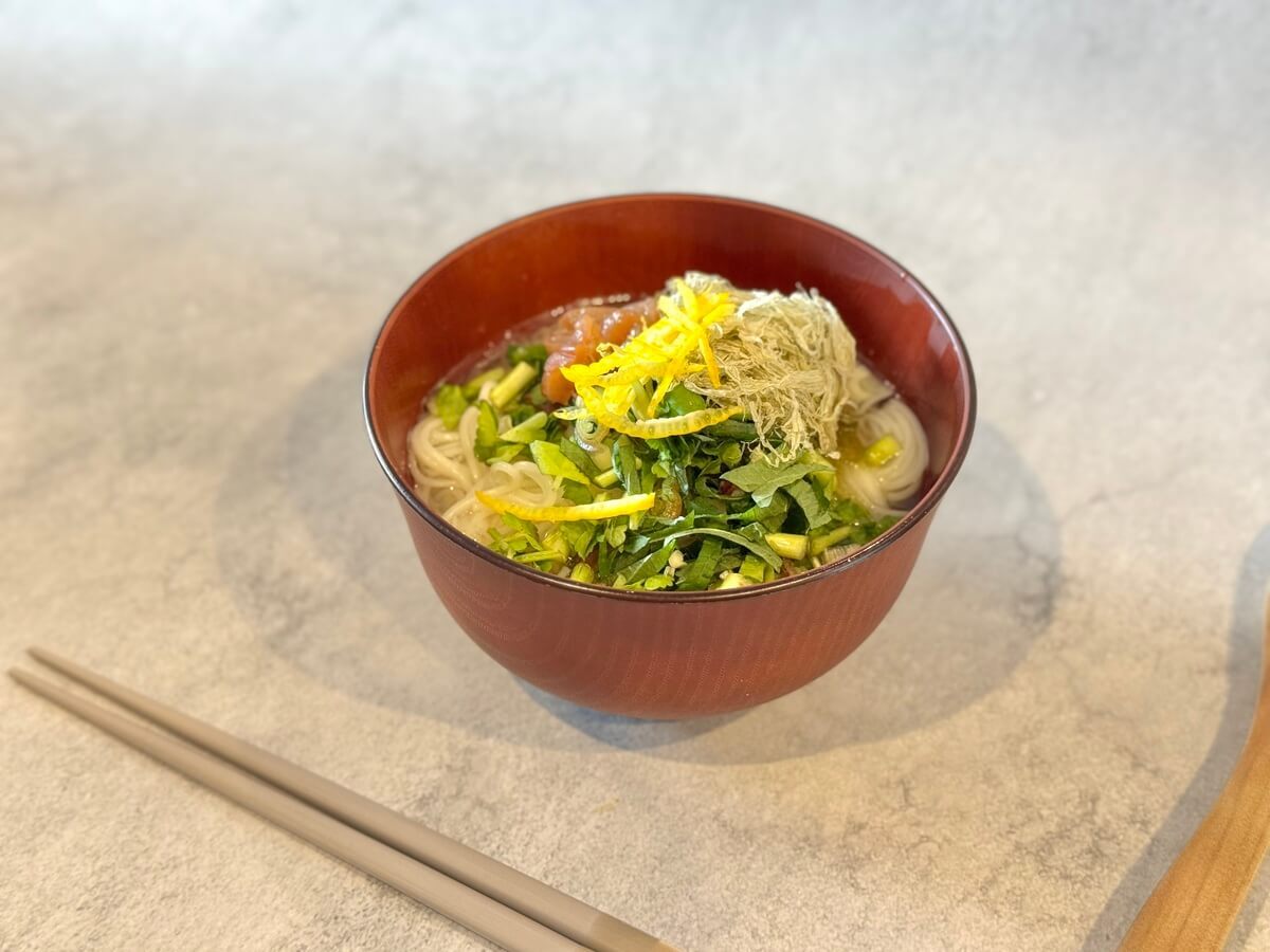 薬味たっぷり〆のそうめん