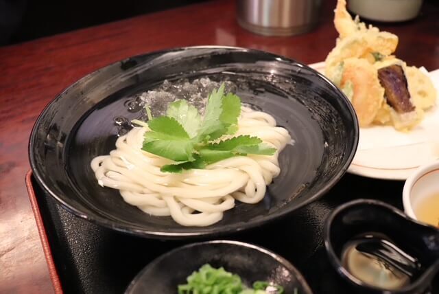 香川県「うどん本陣 山田屋」
