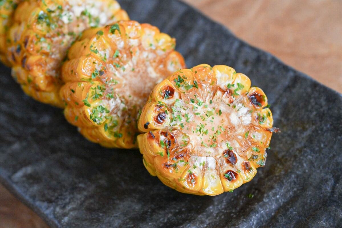 オリジナルレシピ「焼きトウモロコシのめんつゆバター」