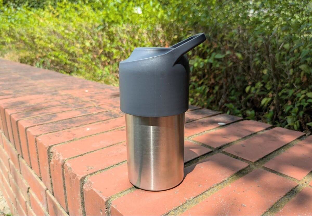 無印良品のペットボトル専用の保冷ホルダー
