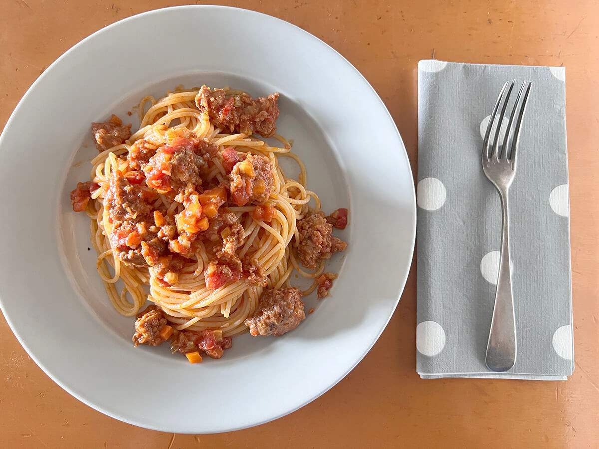弓削啓太さん「ごちそうミートソース」のレシピ