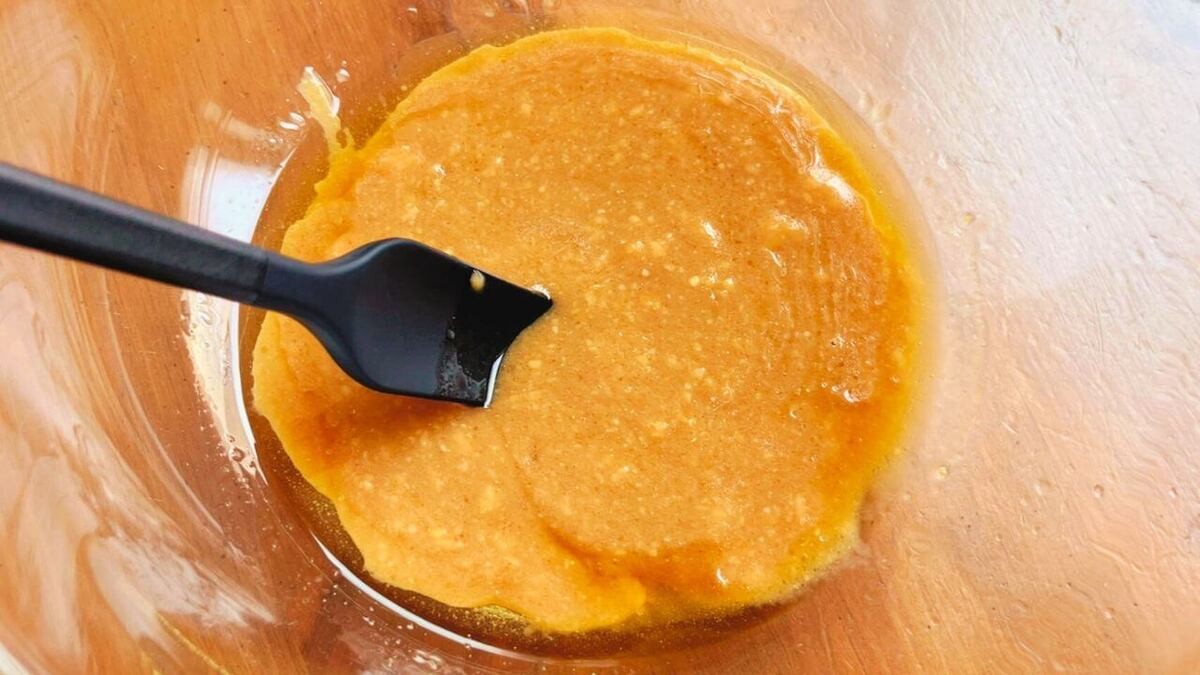 「豚こまとピーマンの甘から炒め風」のレシピ