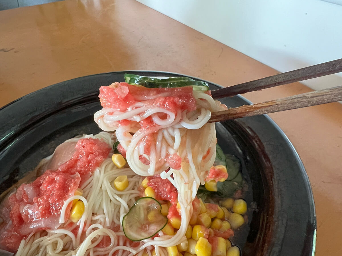 凍りトマトのぶっかけそうめん