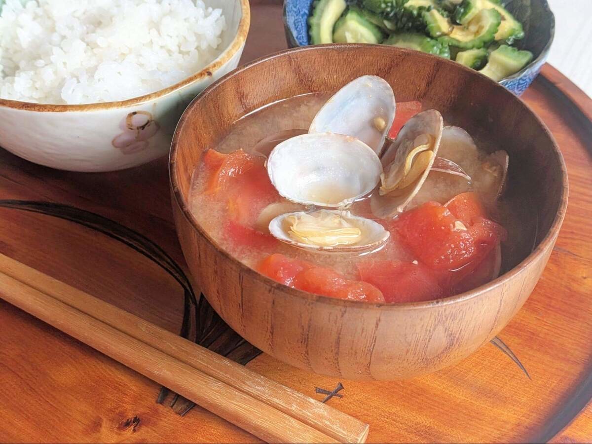 サンドウィッチマン&芦田愛菜の博士ちゃん「トマトとアサリの味噌汁」