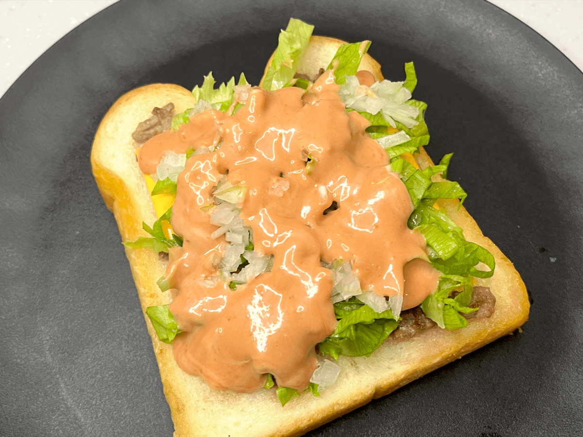 おうちごはんせいさくぶさん「おうちで再現可能！ビッグマック風」