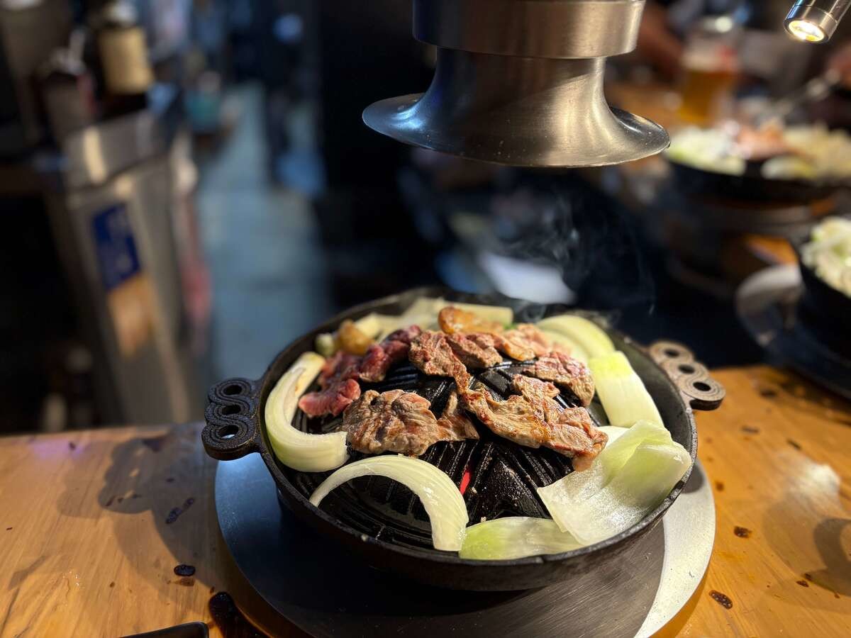 札幌を代表するジンギスカン専門店「成吉思汗だるま」