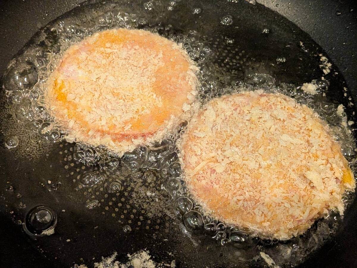 笠原将弘さん「いそべハムカツ」