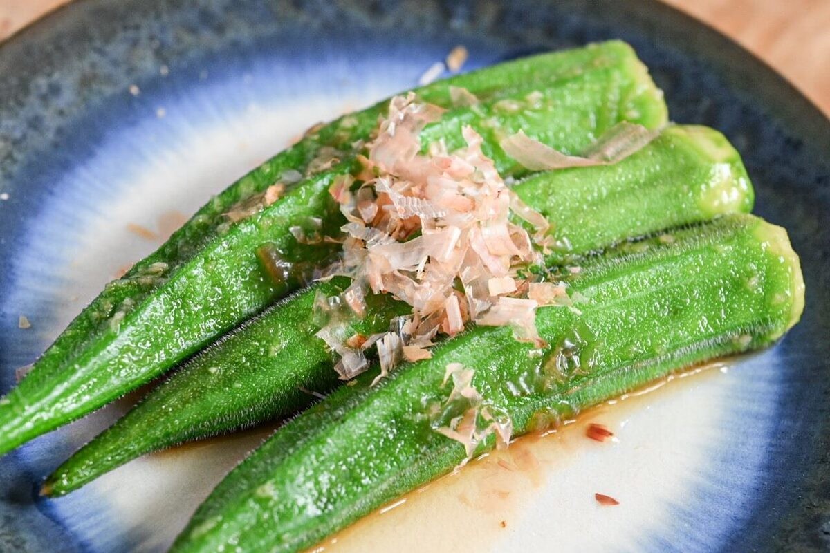「レンジオクラのめんつゆ漬け」レシピ