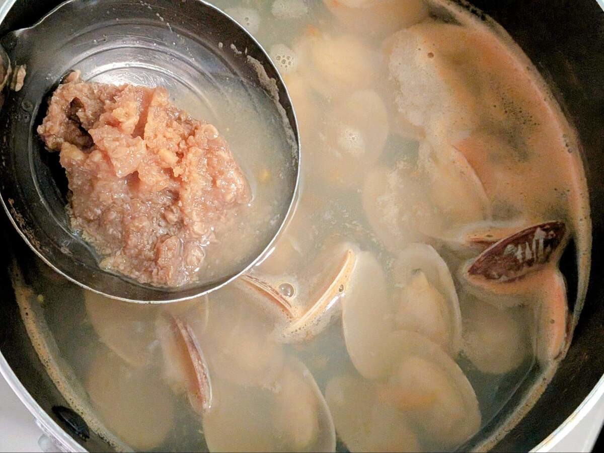 サンドウィッチマン&芦田愛菜の博士ちゃん「トマトとアサリの味噌汁」