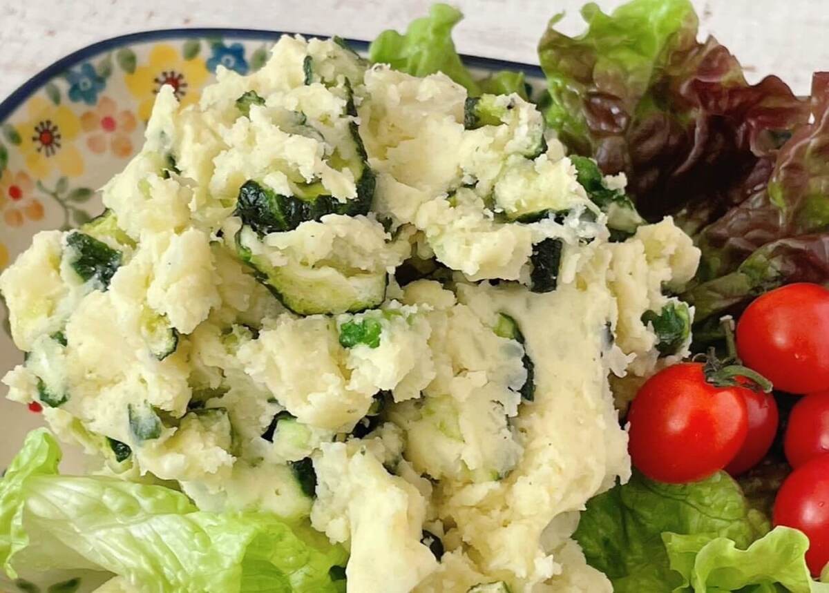 コストコおすすめ「DJ＆A ピクルスフレーバー　きゅうりチップス」