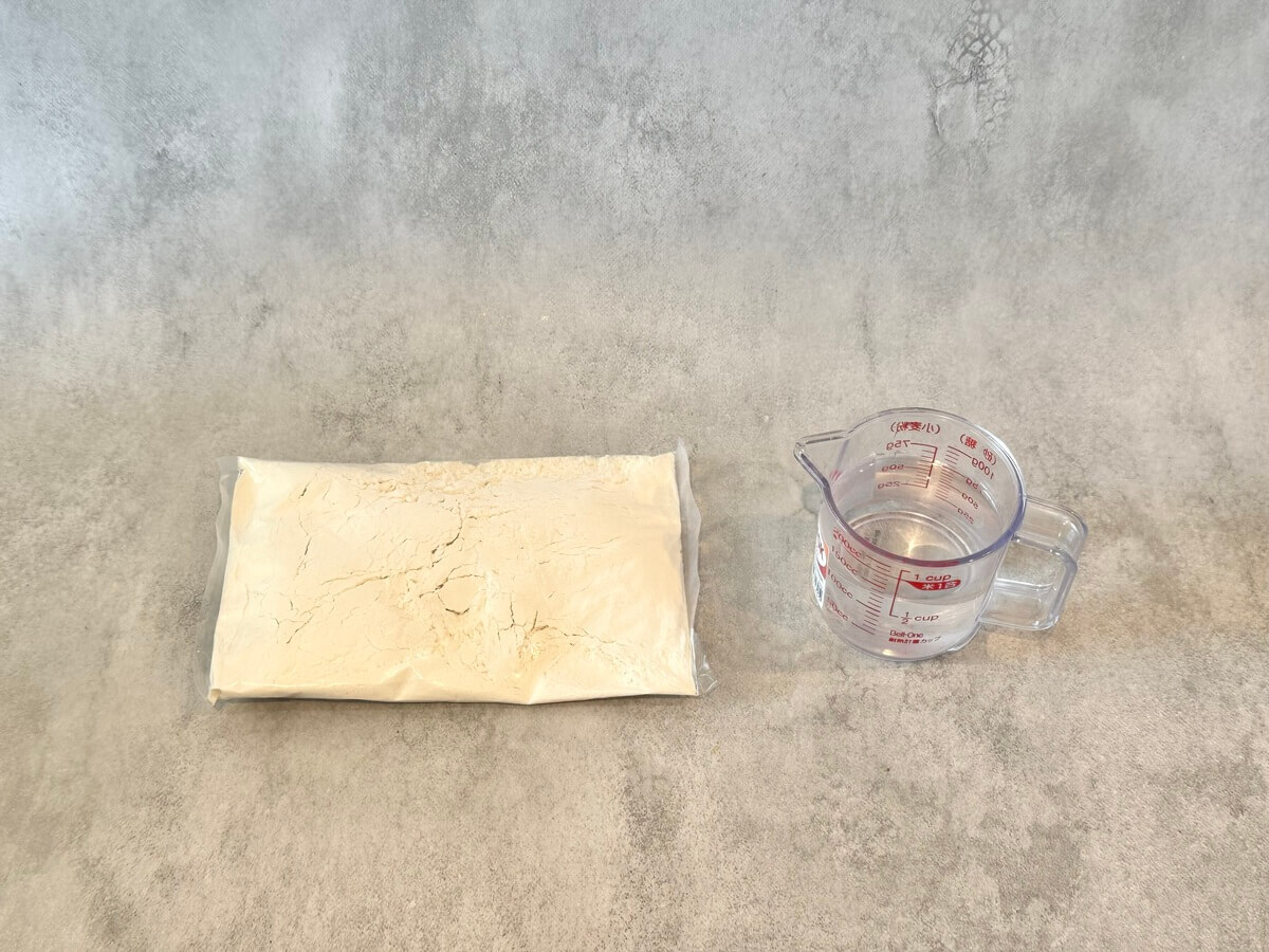 水だけでもちもちホットケーキ