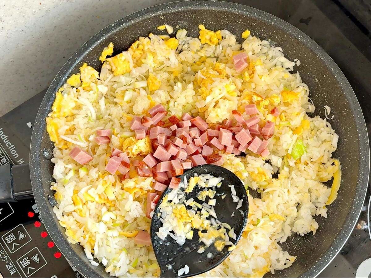 至高のぷりぷりエビチャーハン!!