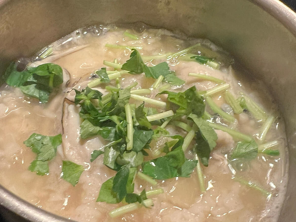 キッコーマン公式「かきと大根の雑炊」