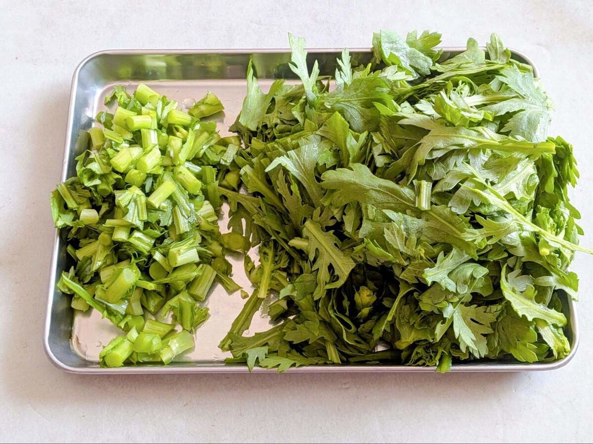 タラと春菊が美味しい！冬チャーハン