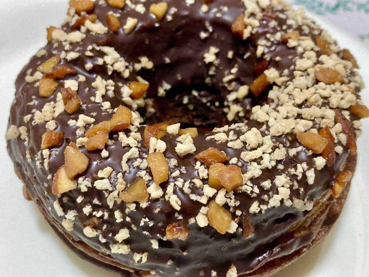 【ファミマがチョコだらけ2025】全11種から9種を食べ比べ！