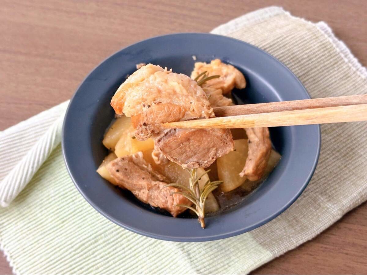 タサン志麻さん「大根と豚バラのキャラメル煮」のレシピ