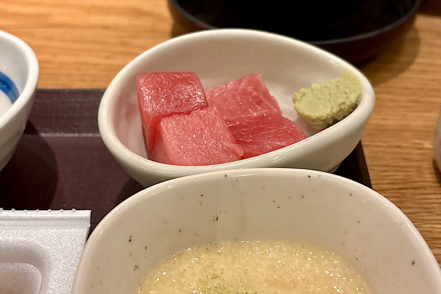 やえす初藤