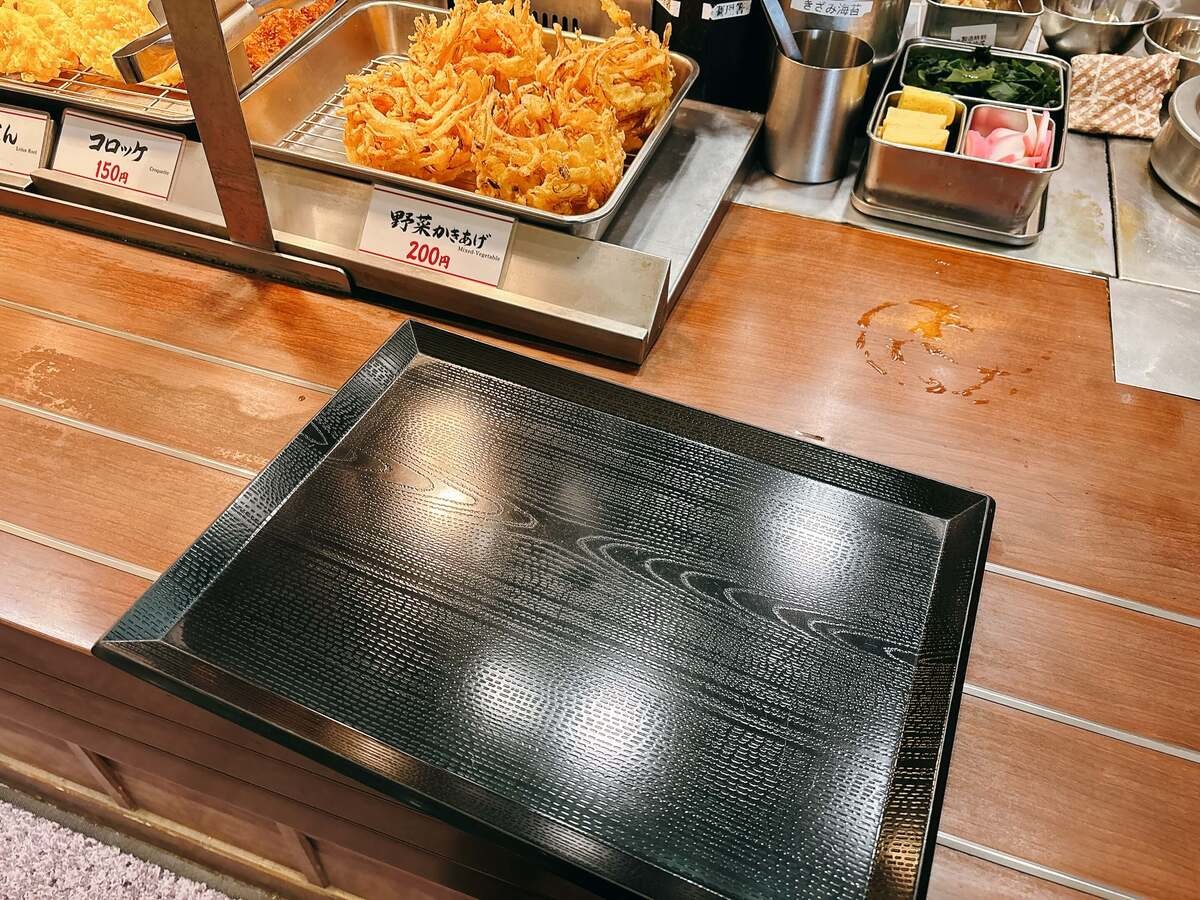 丸亀製麺「こく旨豚玉ぶっかけ 並（税込890円）