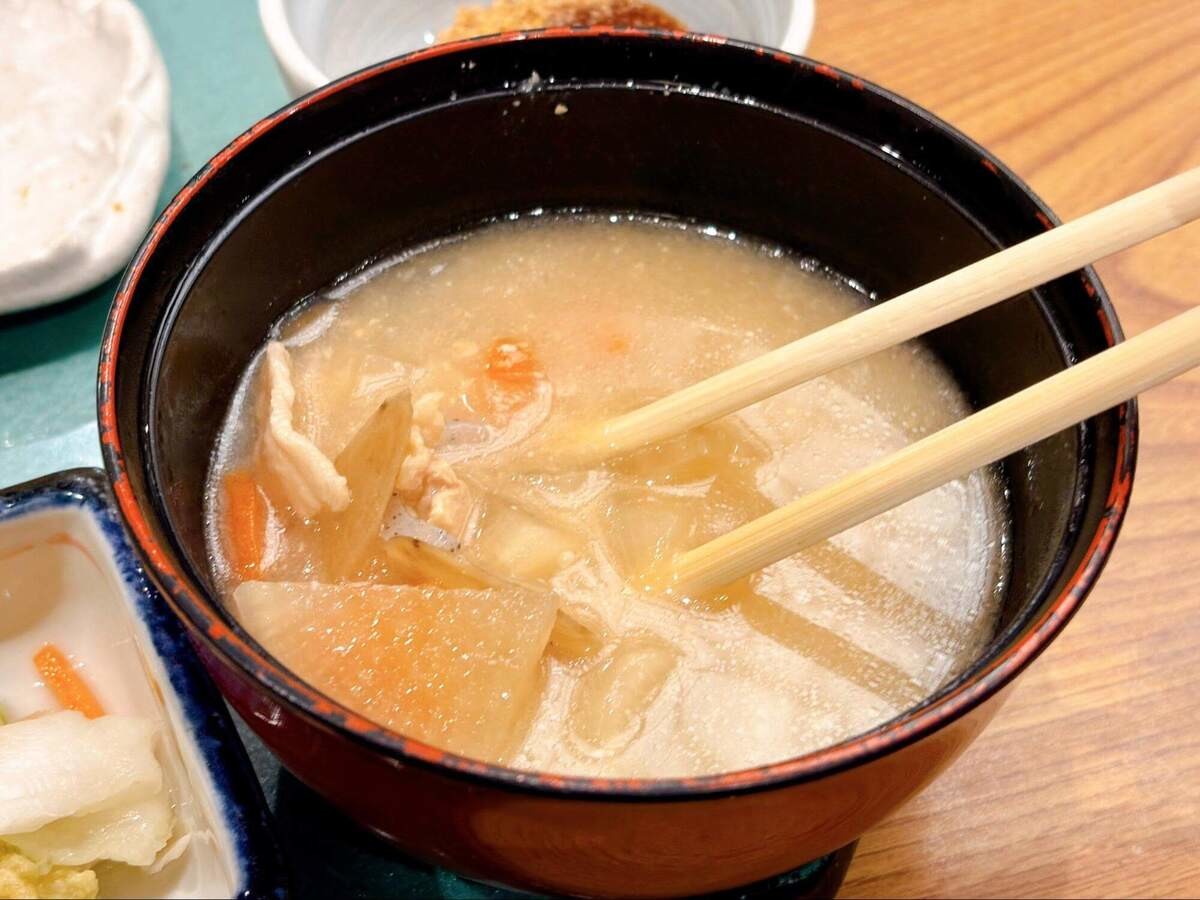 あれもこれもおかわり自由！埼玉のとんかつチェーン『かつ敏』