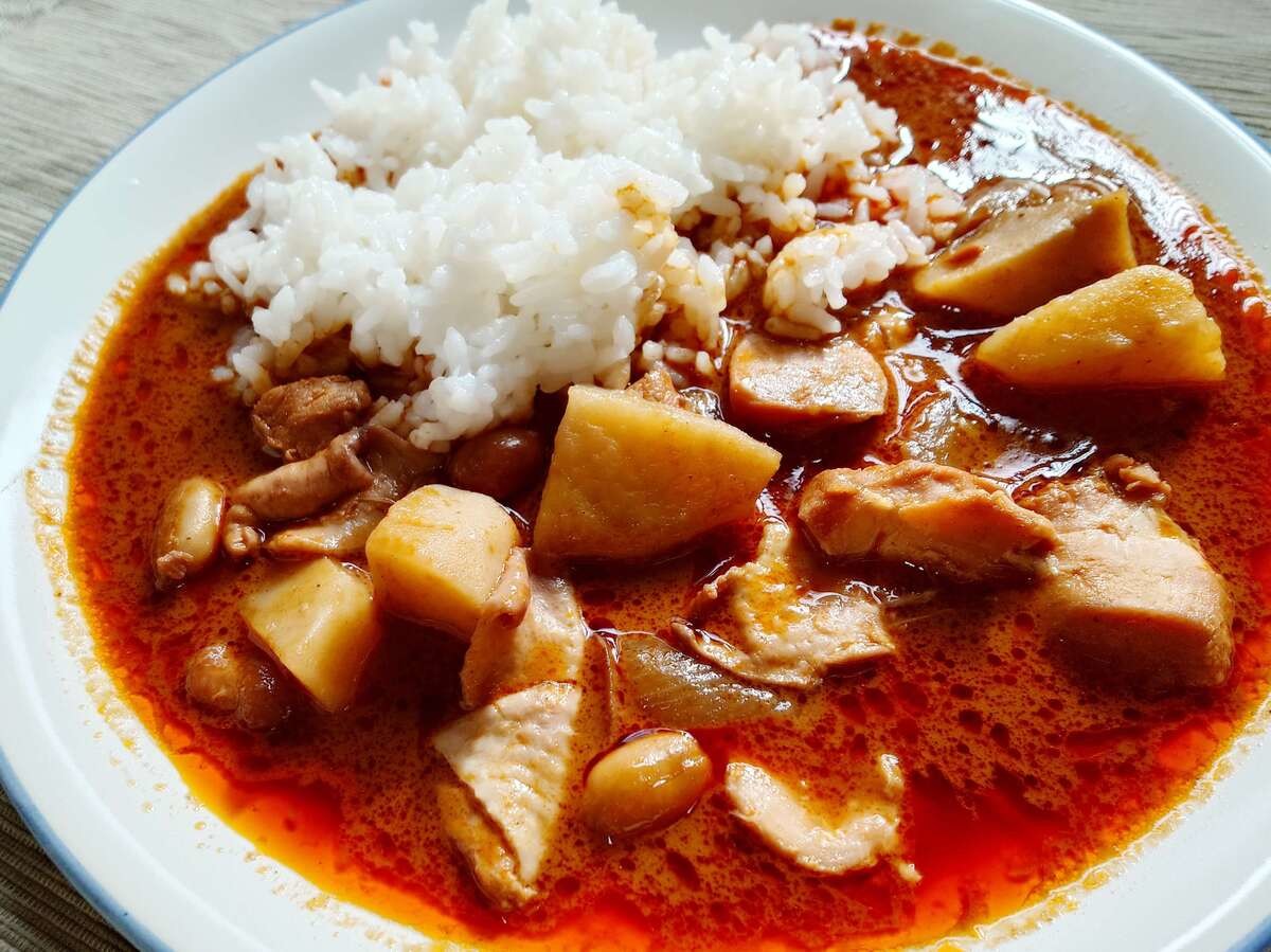 レトルトスパイスカレー