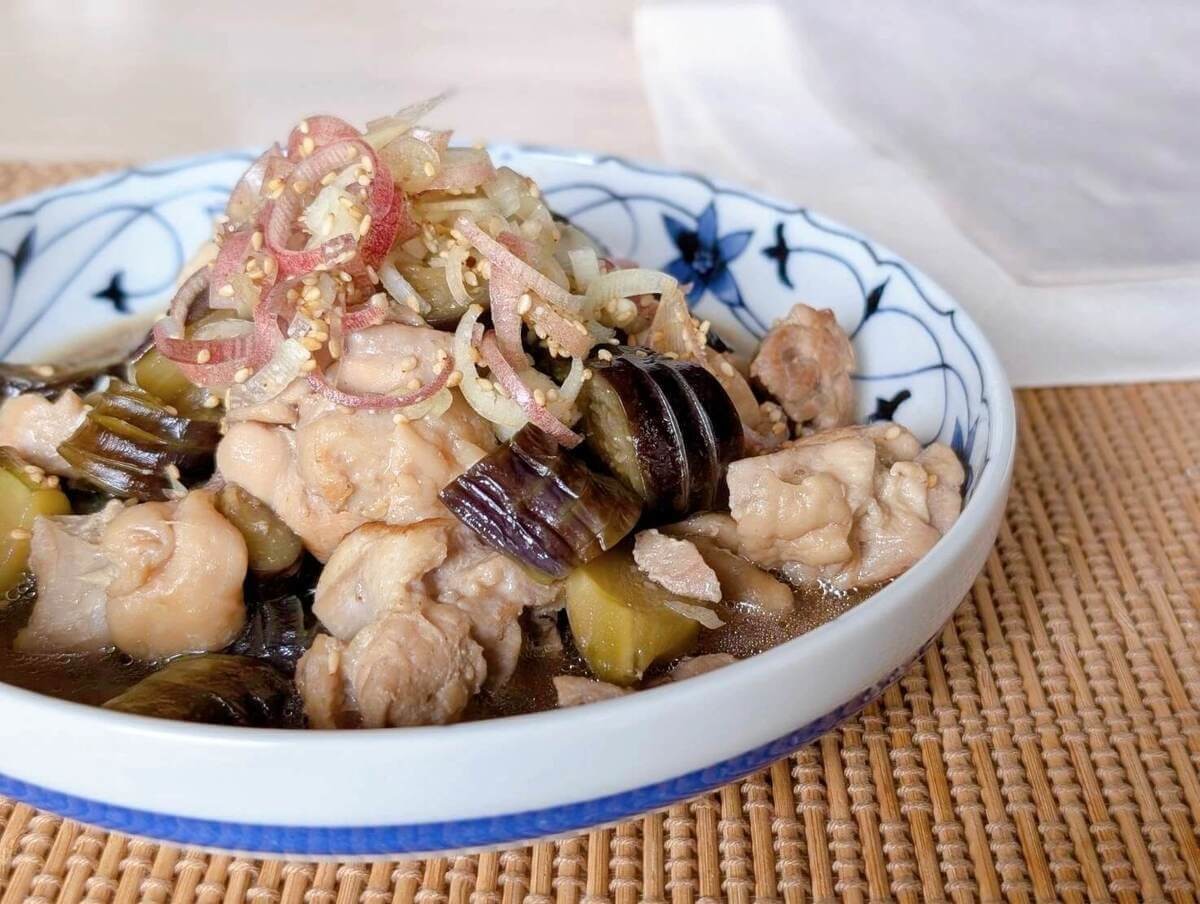 笠原将弘さん「ナスと鶏モモ肉の田舎煮」