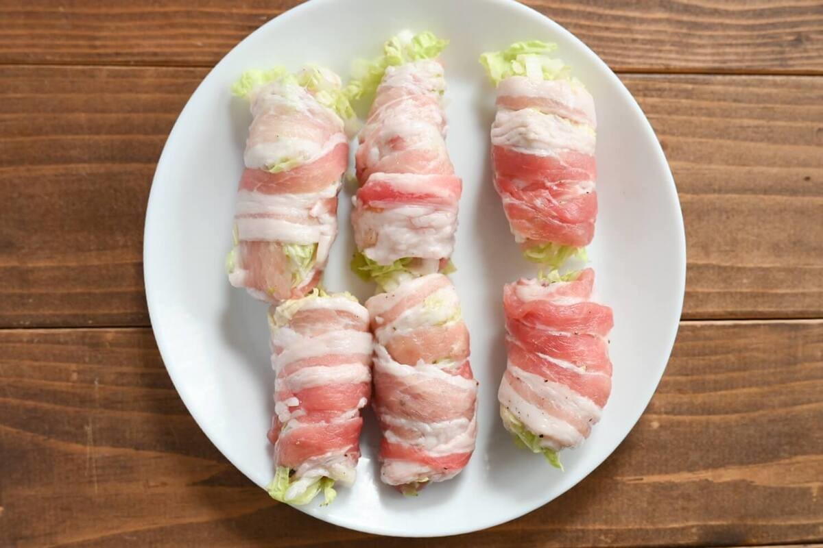 ミツカン「レンジで作れる豚バラ白菜ロール」のレシピ