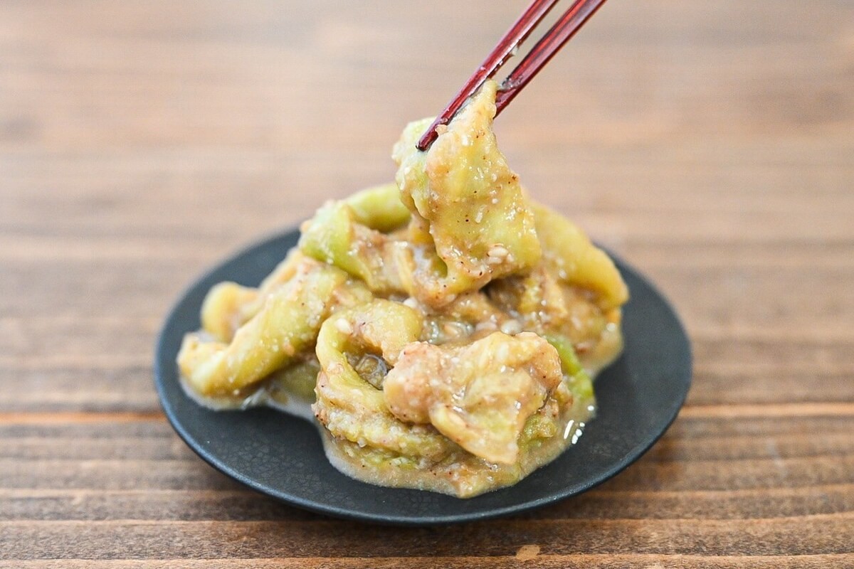 「レンジ蒸なすのごま和え」のレシピ