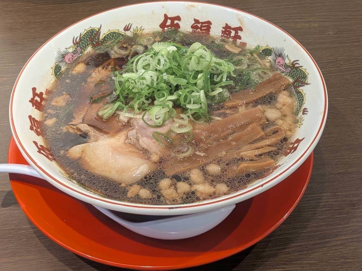 「天下一品」→「伍福軒」10店舗一斉オープン