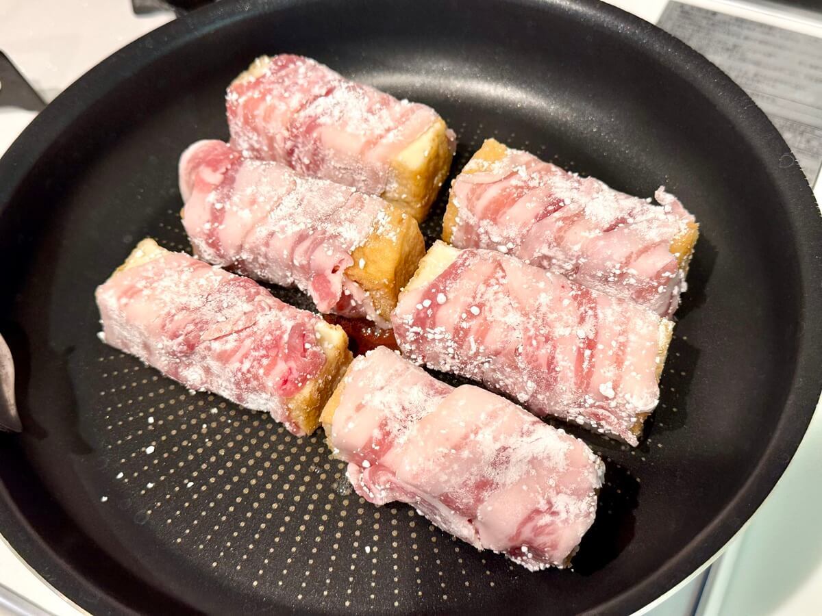 まるみキッチンさん「厚揚げと豚バラの角煮風うま煮」