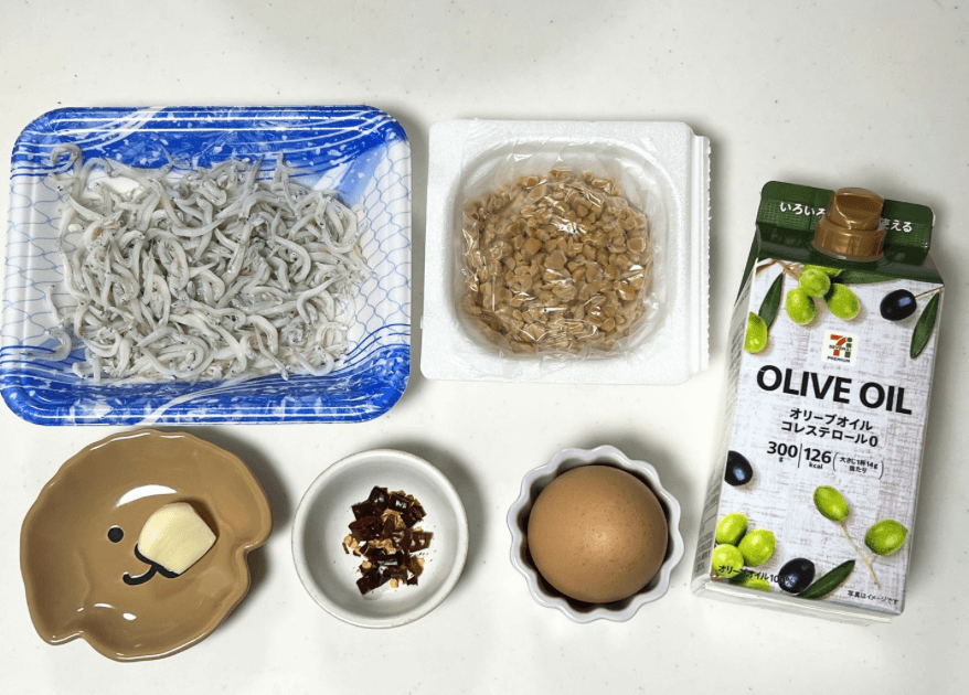 しらすと納豆のアヒージョ