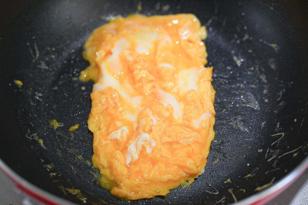 ニチレイ公式「フライパンを使った卵焼き」