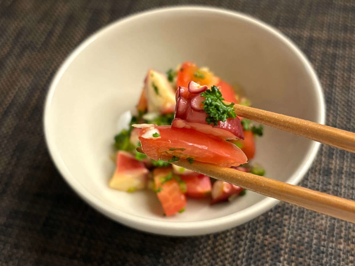 ミツカン公式「パセリで味わうタコとトマトのサラダ」