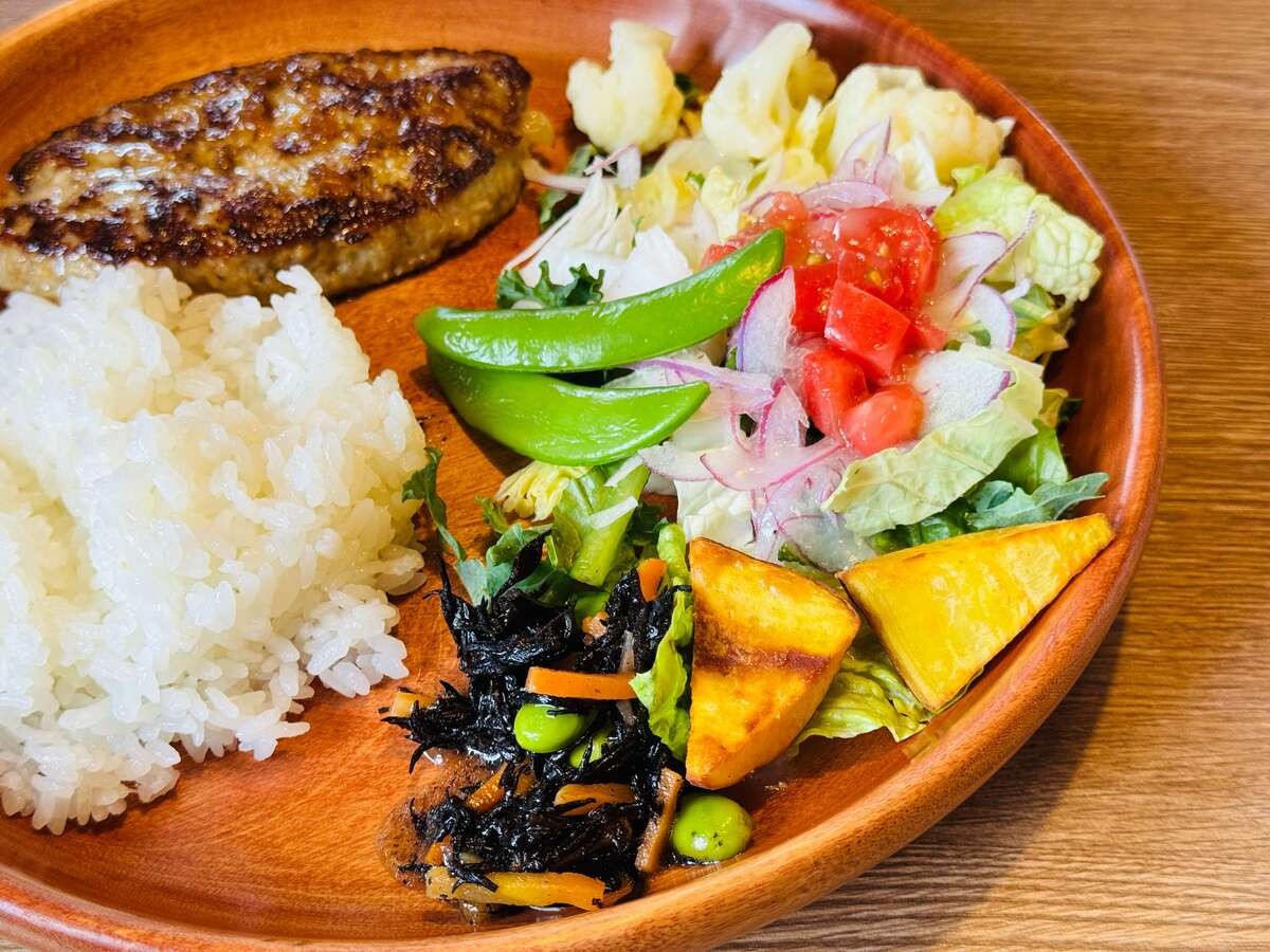 8日までびっくりドンキー ディッシュ皿＆お茶碗 3種セット びっくりドンキー ディッシュ皿 直径約27cm 木皿 : おたま屋商店