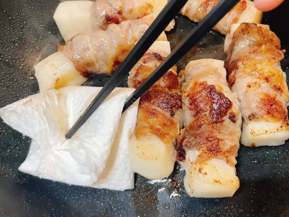 鳥羽周作さん「すき焼きスティックもち」
