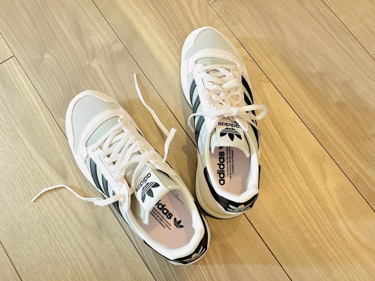 スニーカーの靴紐、もう結ばなくていいの！？