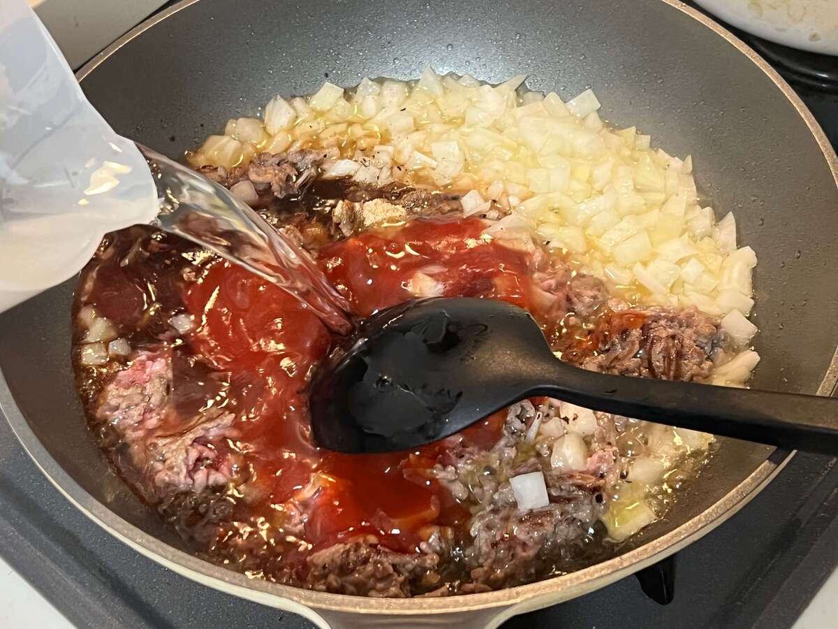 濃厚ボロネーゼ 温玉乗せ