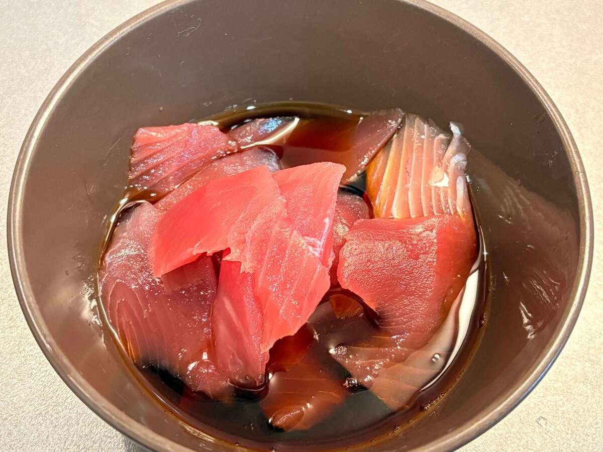 マグロの漬け丼