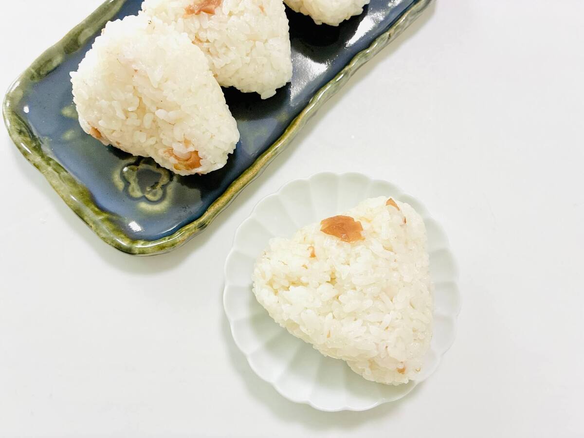 農林水産省「昆布と梅のおむすび」