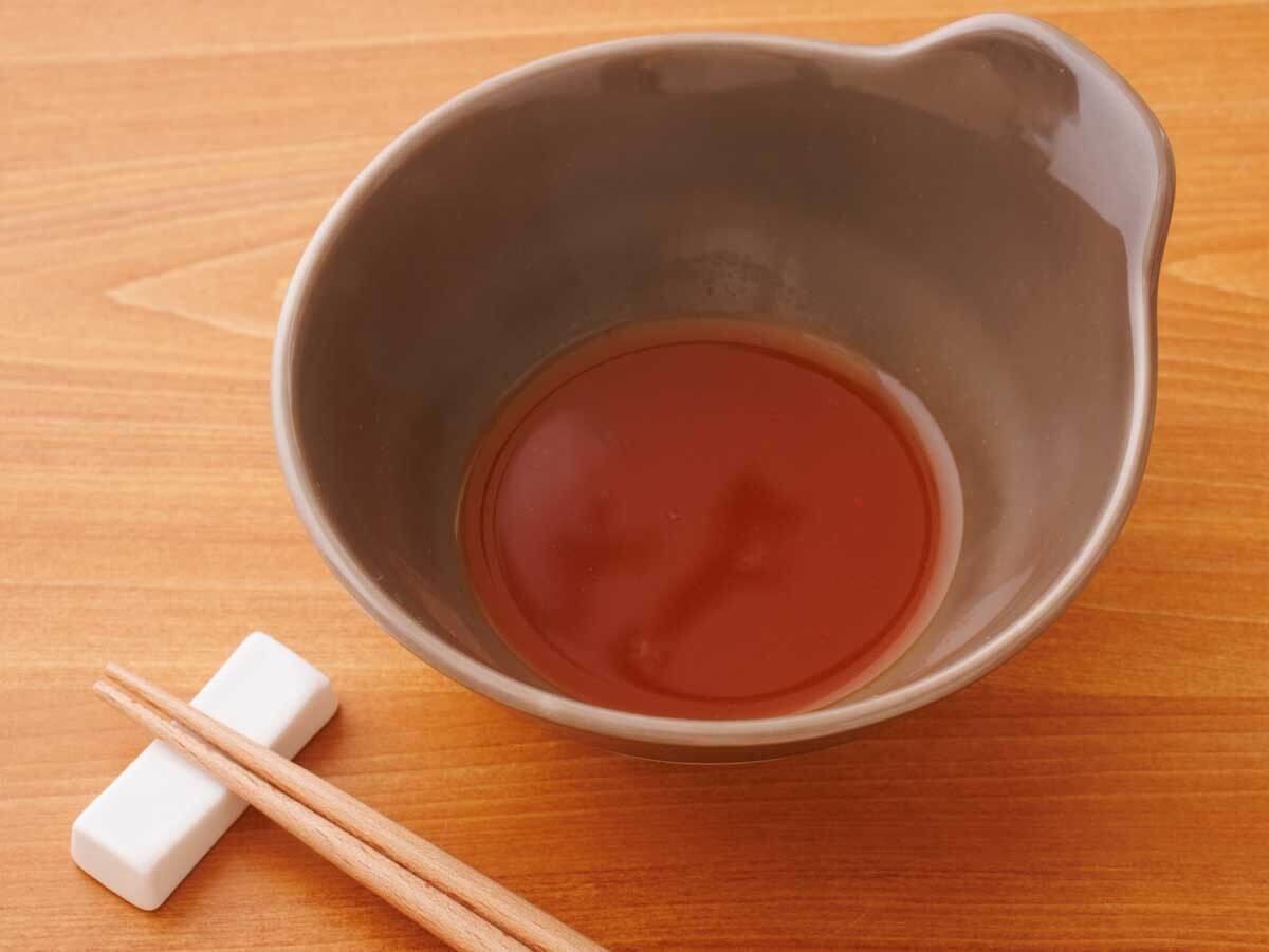 鍋つゆ「濃縮ボトル・ポーション・ストレート」どれが塩分少なめ？