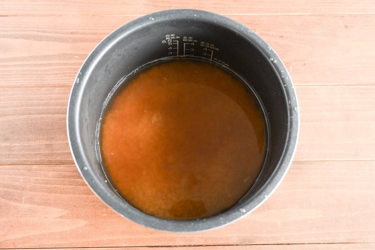 「玉ねぎ丸ごと炊き込みごはん」