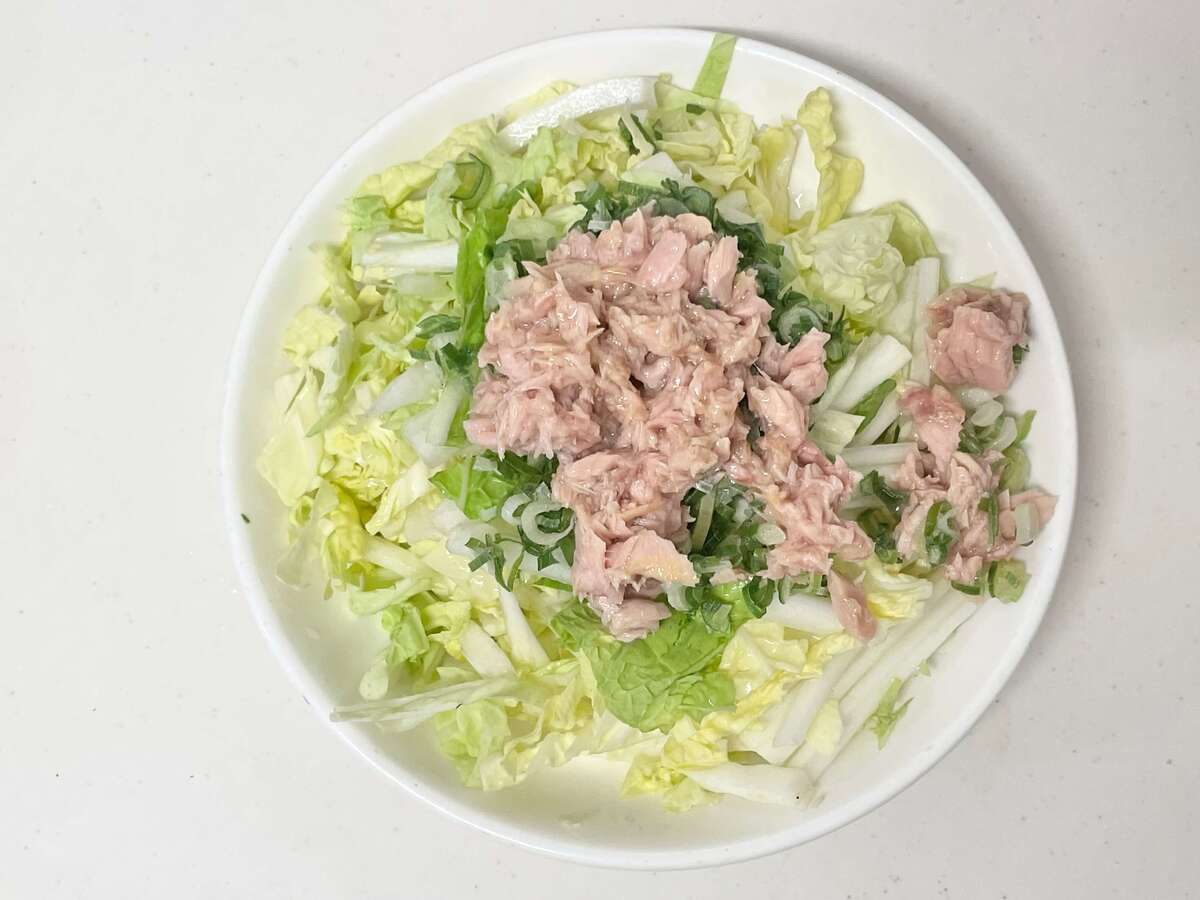 和田明日香さん「白菜ポン酢マヨ生サラダ」