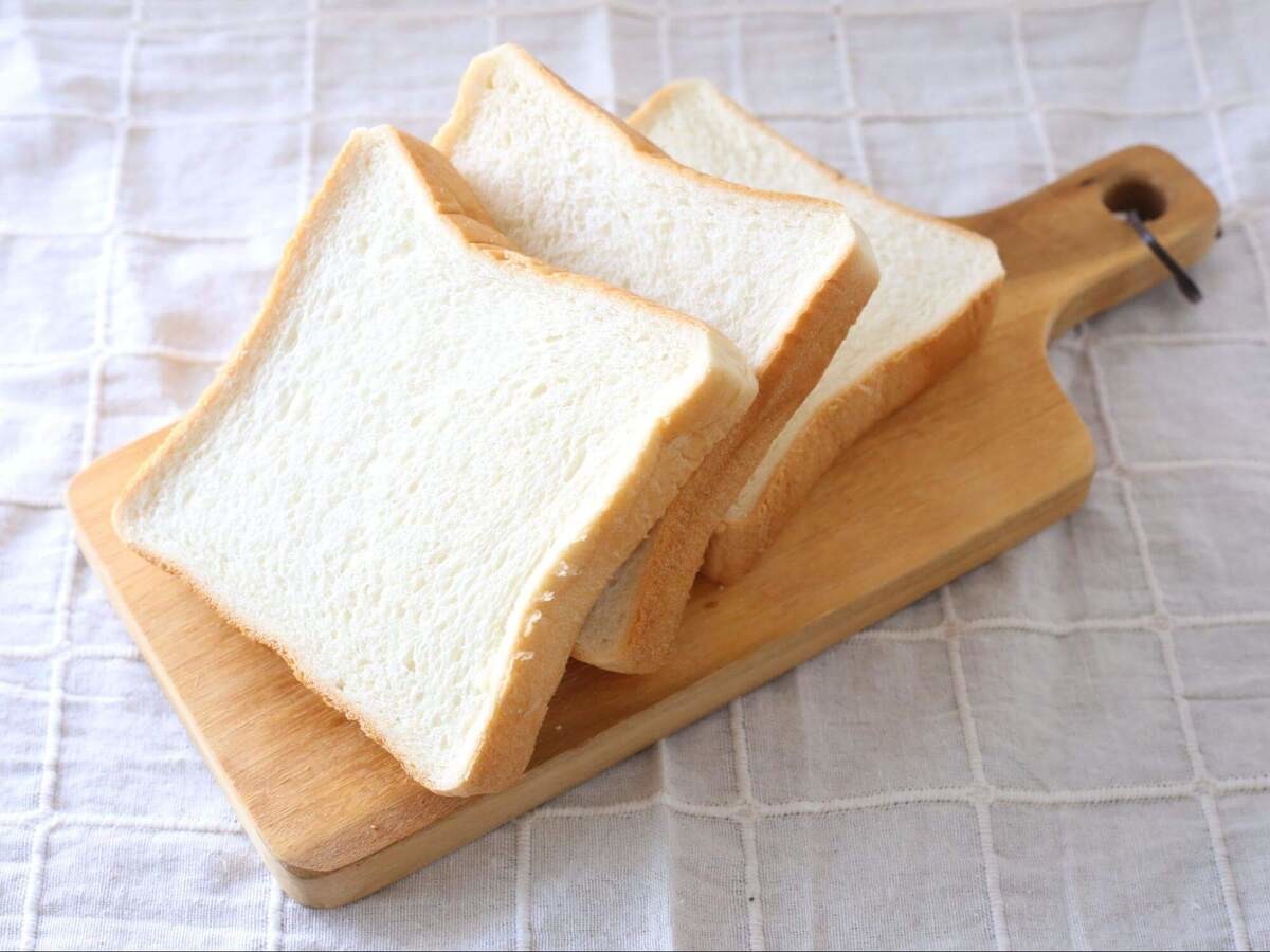 焼いてもアウト！？期限切れパンの恐怖